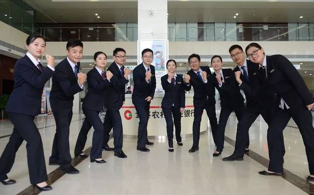 三亿体育手机版