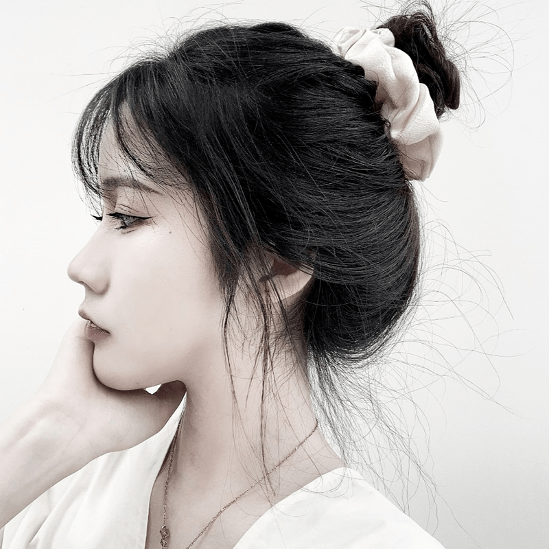 三亿体育|
伤感女生头像(图3)