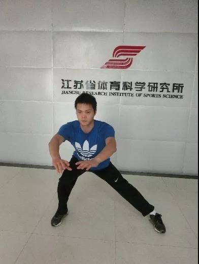 三亿体育手机版:你好,“甜甜圈”!你好,黑洞!(图2) 三亿体育